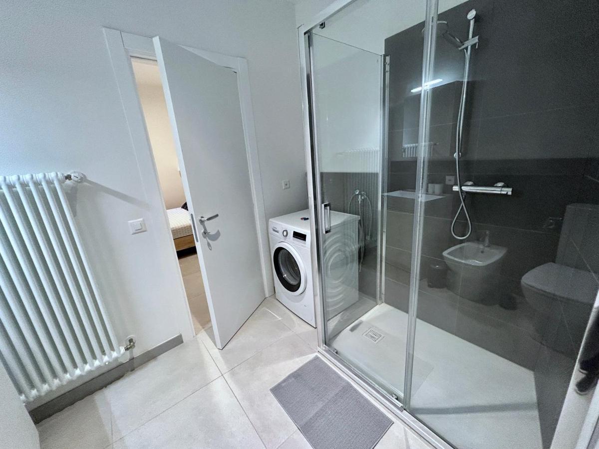 The Charming Suite - Few Steps From The Lake! Lugano Bagian luar foto