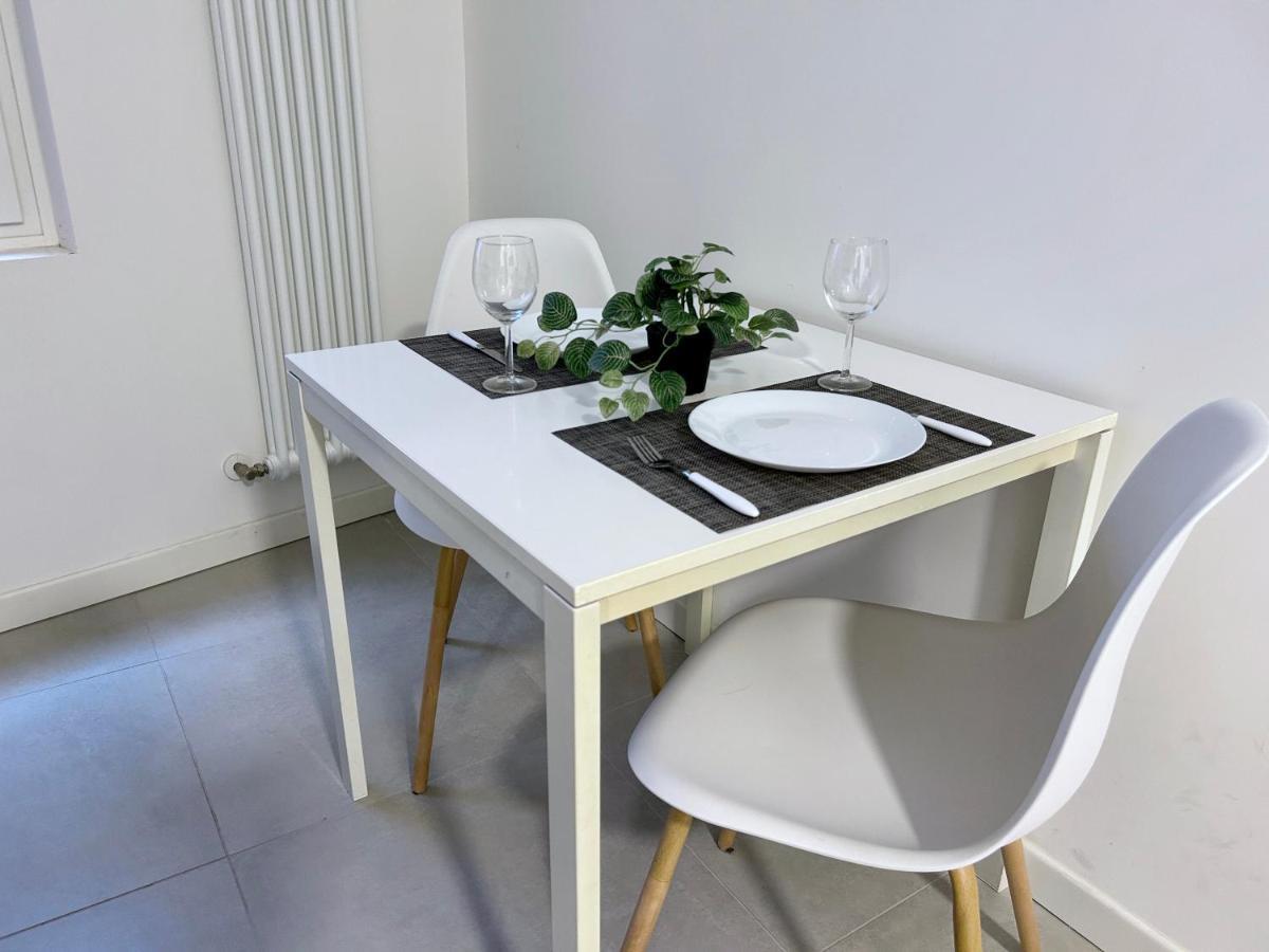 The Charming Suite - Few Steps From The Lake! Lugano Bagian luar foto